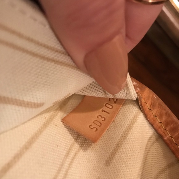 LOUIS VUITTON NEVER FULL BAG - Picture 2 of 2